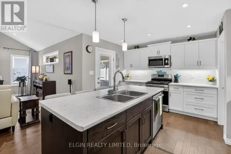 234 Peach Tree Boulevard St. Thomas ON N5R 0G8