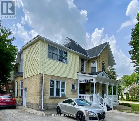 82 Wellington Street St. Thomas ON N5R 2R2