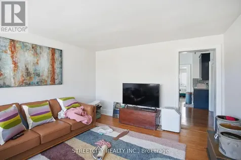 82 Wellington Street St. Thomas ON N5R 2R2