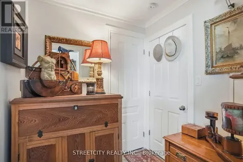 82 Wellington Street St. Thomas ON N5R 2R2
