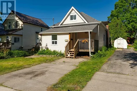12 Woodworth Avenue St. Thomas ON N5P 3J2