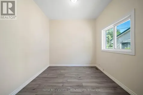 12 Woodworth Avenue St. Thomas ON N5P 3J2