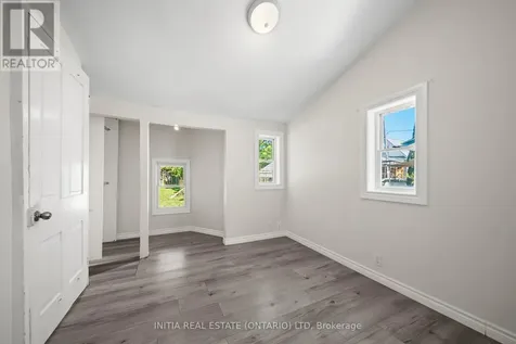 12 Woodworth Avenue St. Thomas ON N5P 3J2