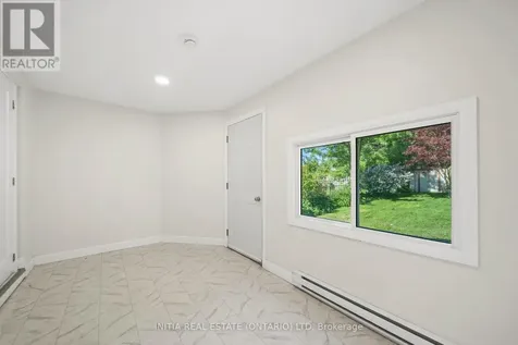 12 Woodworth Avenue St. Thomas ON N5P 3J2