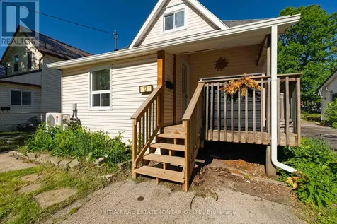 12 Woodworth Avenue St. Thomas ON N5P 3J2