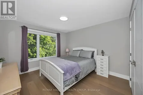 88 Withrow Avenue Ottawa ON K2G 2J3