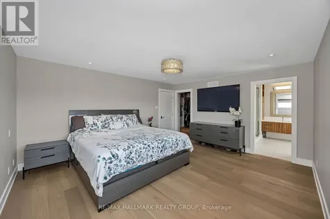 88 Withrow Avenue Ottawa ON K2G 2J3