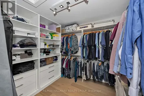 88 Withrow Avenue Ottawa ON K2G 2J3