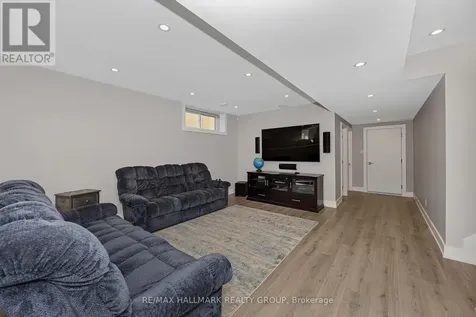 88 Withrow Avenue Ottawa ON K2G 2J3