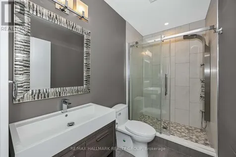 88 Withrow Avenue Ottawa ON K2G 2J3