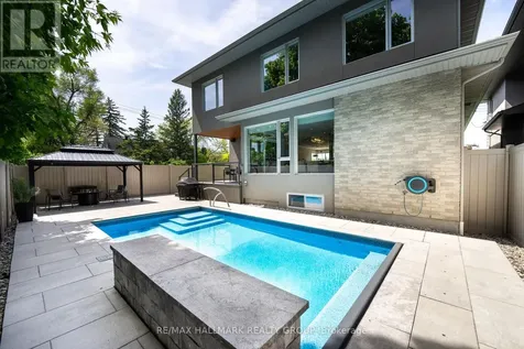88 Withrow Avenue Ottawa ON K2G 2J3