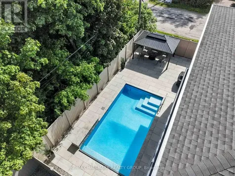 88 Withrow Avenue Ottawa ON K2G 2J3