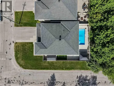 88 Withrow Avenue Ottawa ON K2G 2J3