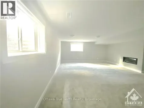 621 Taliesin Crescent Ottawa ON K2S 2W5