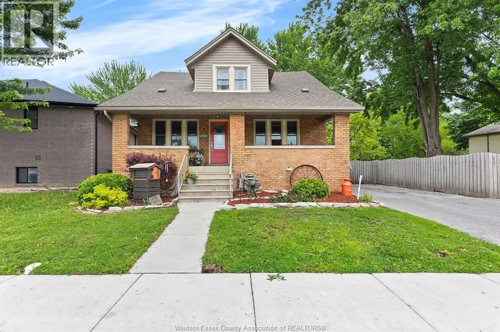 1288 Cabana Road West Windsor ON N9G 1C1