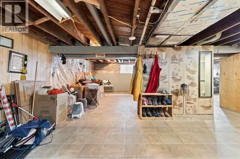 1288 Cabana Road West Windsor ON N9G 1C1