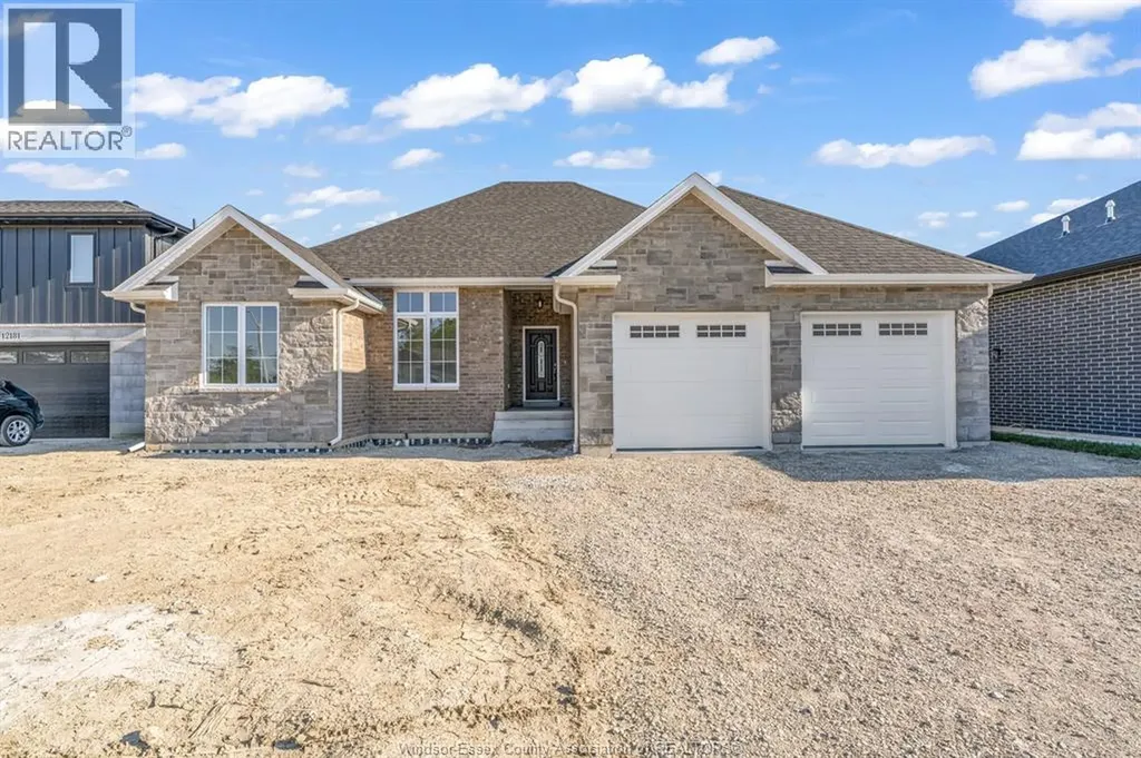 12175 Ducharme Lane Mcgregor ON N0R 1J0