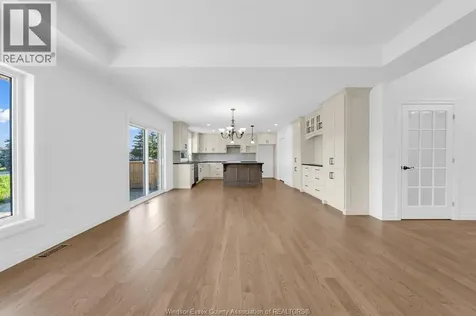 12175 Ducharme Lane Mcgregor ON N0R 1J0