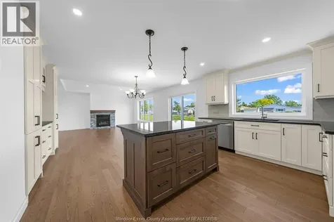12175 Ducharme Lane Mcgregor ON N0R 1J0