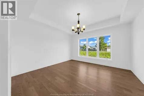 12175 Ducharme Lane Mcgregor ON N0R 1J0