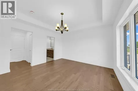 12175 Ducharme Lane Mcgregor ON N0R 1J0