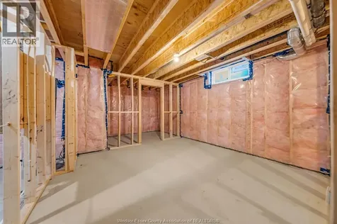 12175 Ducharme Lane Mcgregor ON N0R 1J0