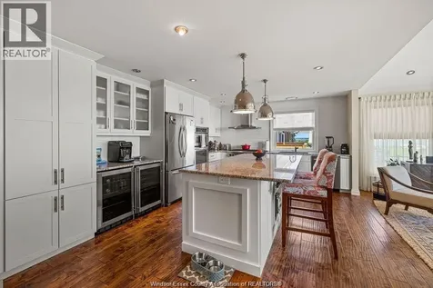 1695 Heritage Kingsville ON N9Y 2E6
