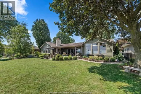 1695 Heritage Kingsville ON N9Y 2E6