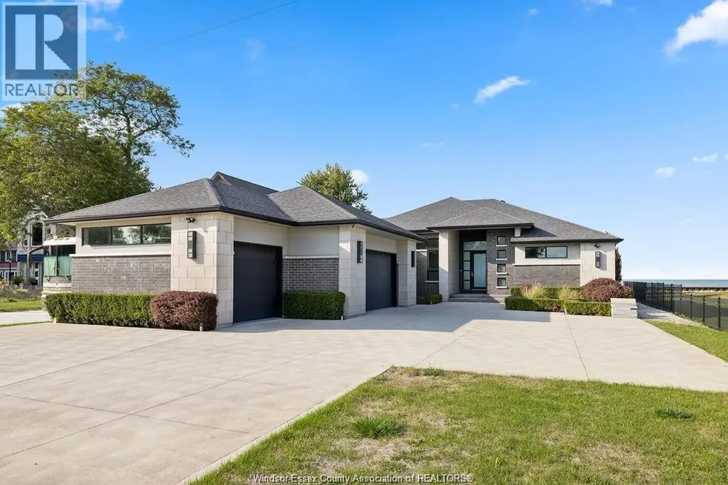 371 Charron Beach Lakeshore ON N8L 0G2