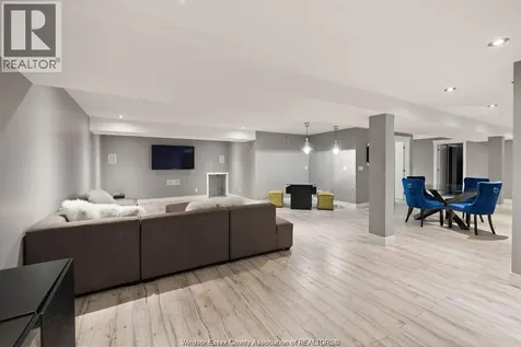371 Charron Beach Lakeshore ON N8L 0G2