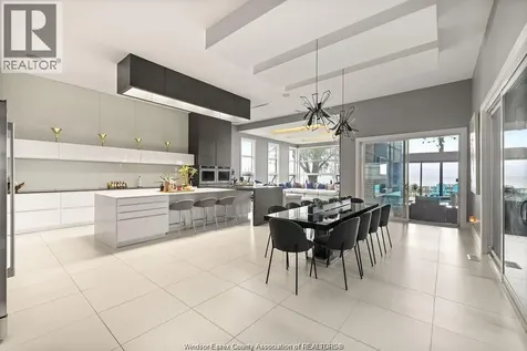 551 Ross Beach Road Lakeshore ON N0R 1A0
