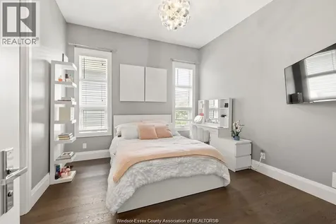 551 Ross Beach Road Lakeshore ON N0R 1A0
