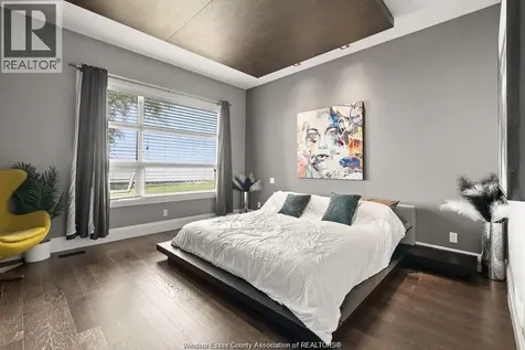 551 Ross Beach Road Lakeshore ON N0R 1A0