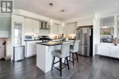35 Birmingham Drive Sudbury ON P3B 4A5