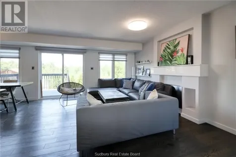 35 Birmingham Drive Sudbury ON P3B 4A5