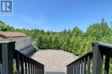 35 Birmingham Drive Sudbury ON P3B 4A5