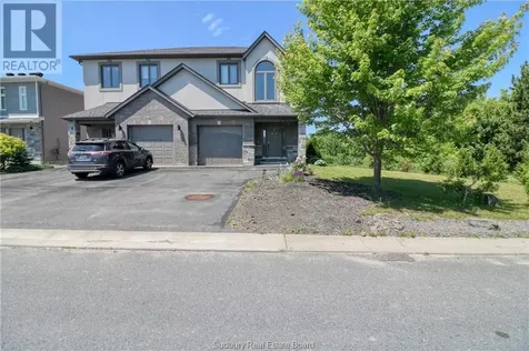 35 Birmingham Drive Sudbury ON P3B 4A5