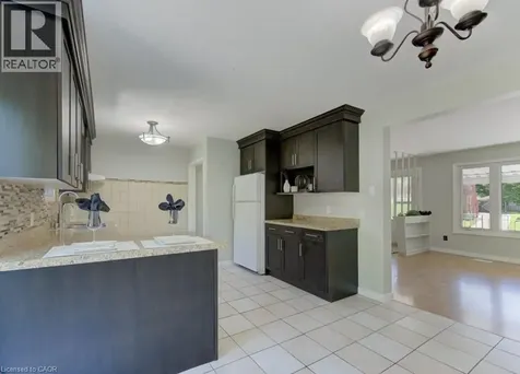 478 Wellington Street North Kitchener ON N2H 5L5
