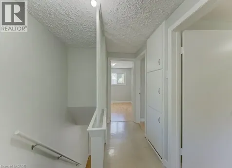 478 Wellington Street North Kitchener ON N2H 5L5