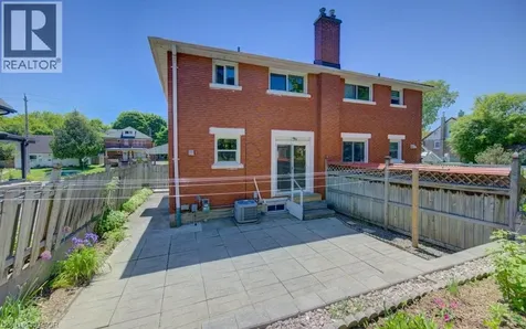 478 Wellington Street North Kitchener ON N2H 5L5