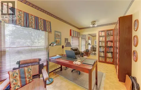 98 Longwood Drive Waterloo ON N2L 4B7