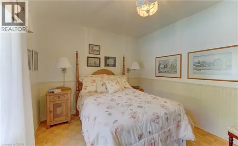 98 Longwood Drive Waterloo ON N2L 4B7