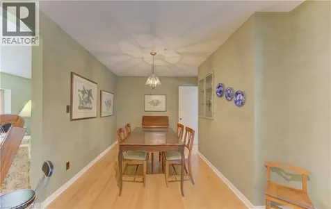 98 Longwood Drive Waterloo ON N2L 4B7