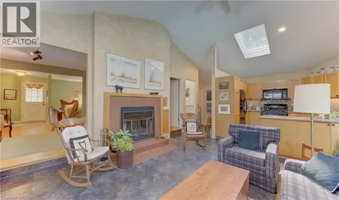 98 Longwood Drive Waterloo ON N2L 4B7