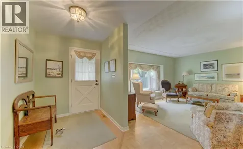 98 Longwood Drive Waterloo ON N2L 4B7