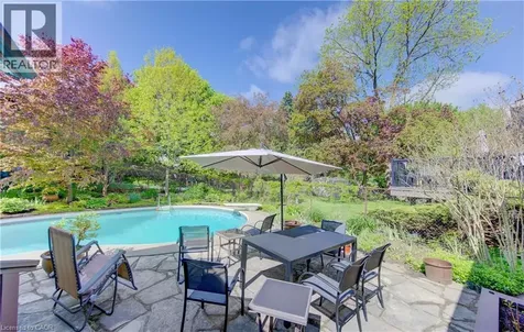 98 Longwood Drive Waterloo ON N2L 4B7