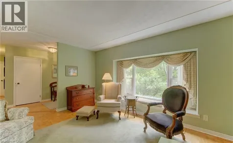 98 Longwood Drive Waterloo ON N2L 4B7
