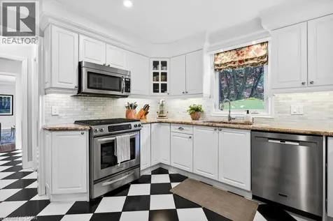 1398 Baldwin Street Burlington ON L7S 1K3