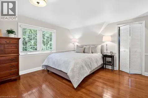 1398 Baldwin Street Burlington ON L7S 1K3