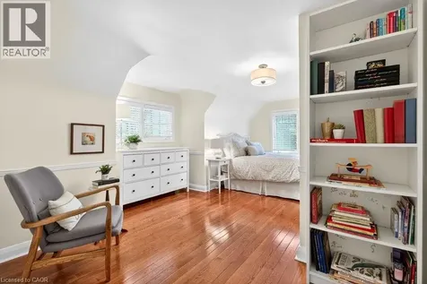 1398 Baldwin Street Burlington ON L7S 1K3